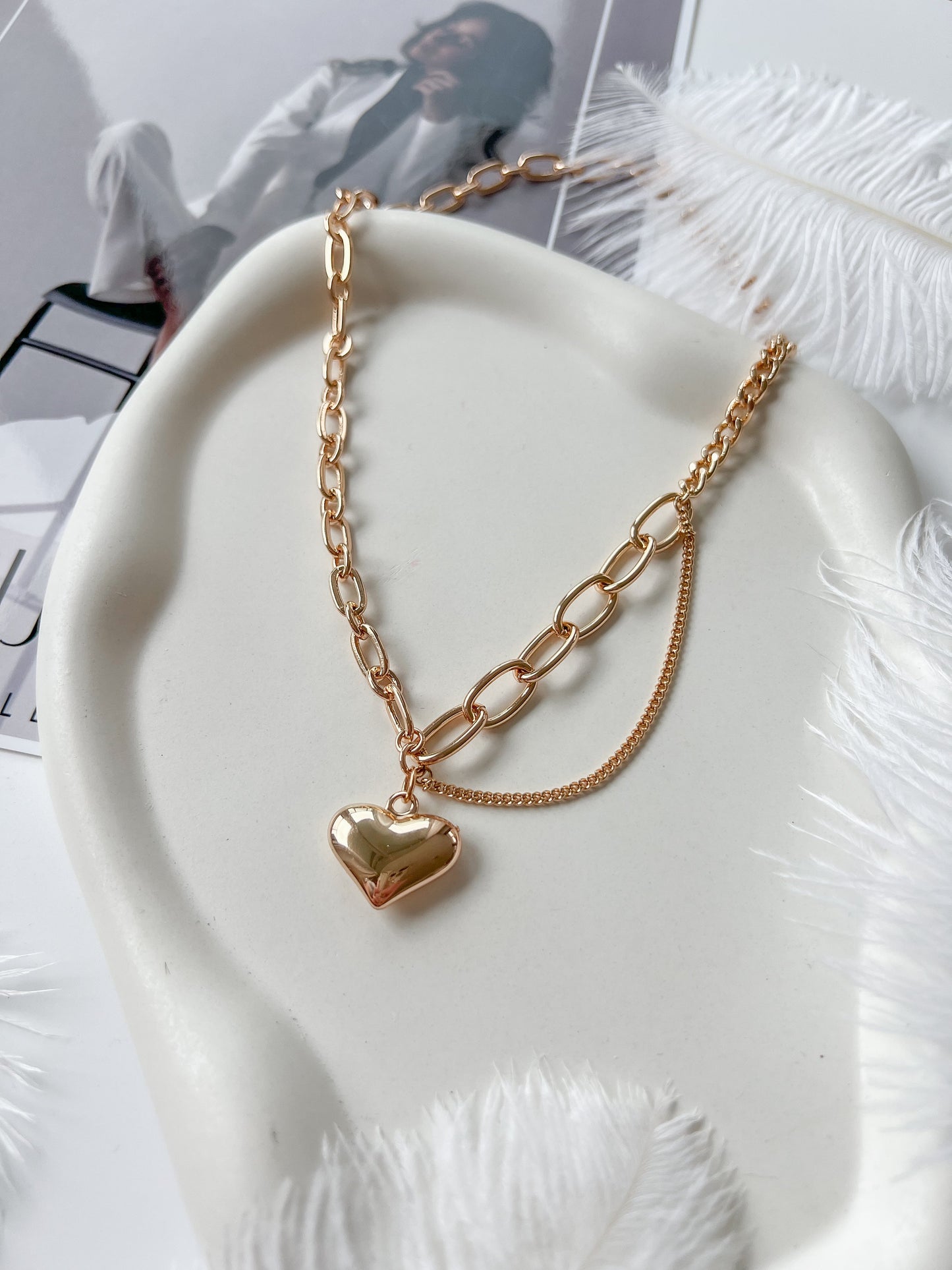 GRANDINĖLĖ SU PAKABUKU "STRONG HEART" Sija style