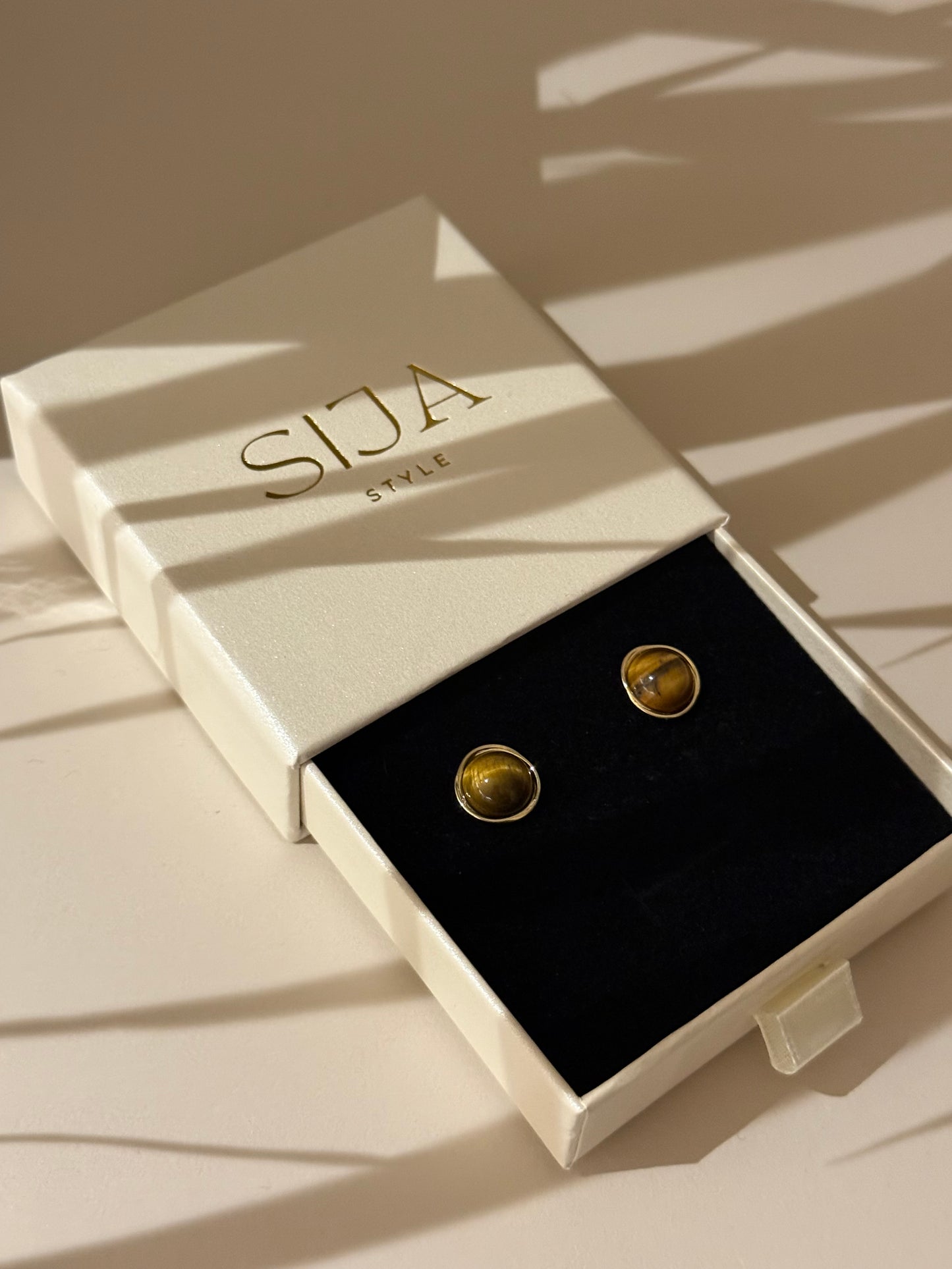 AUSKARAI IŠ KATĖS AKIES AKMENS "CAT SOUL"