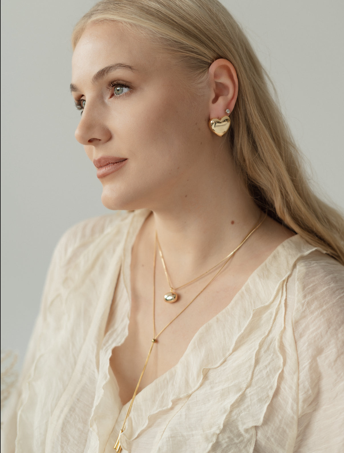 PAAUKSUOTA GRANDINĖLĖ "LILIJA"