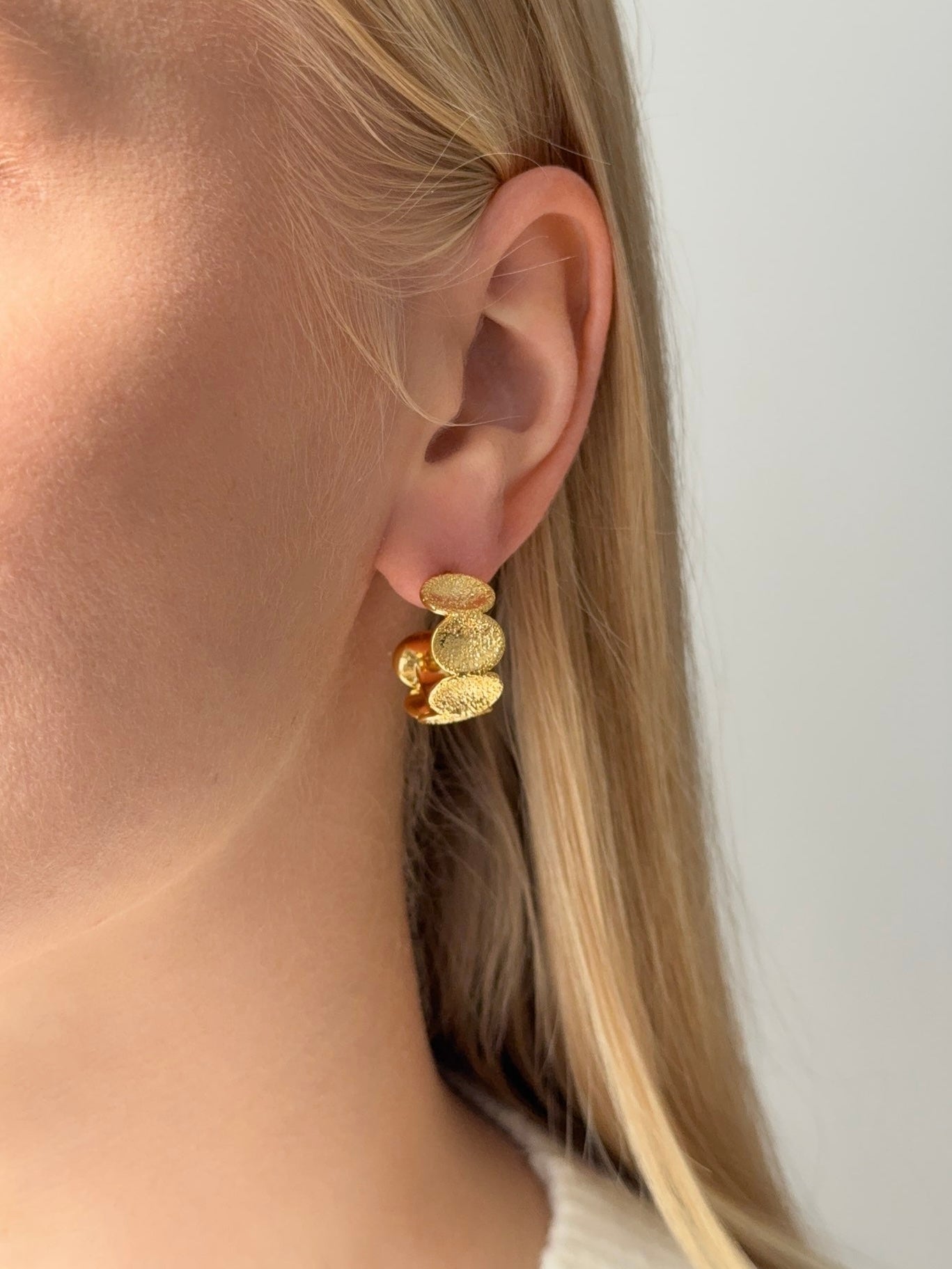 AUSKARAI "WHISPER" Sija style