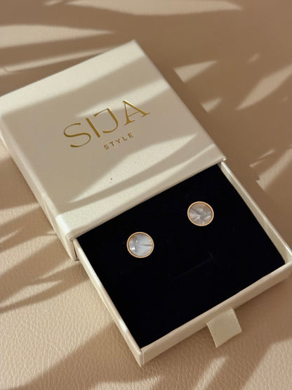 PAAUKSUOTI AUSKARAI "MOTHER OF PEARL"