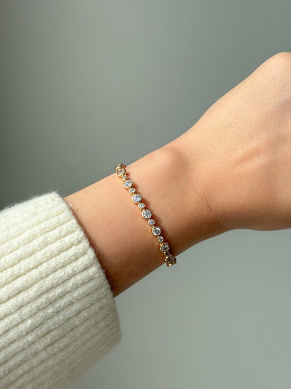 APYRANKĖ "TENNIS AURORA" Sija style