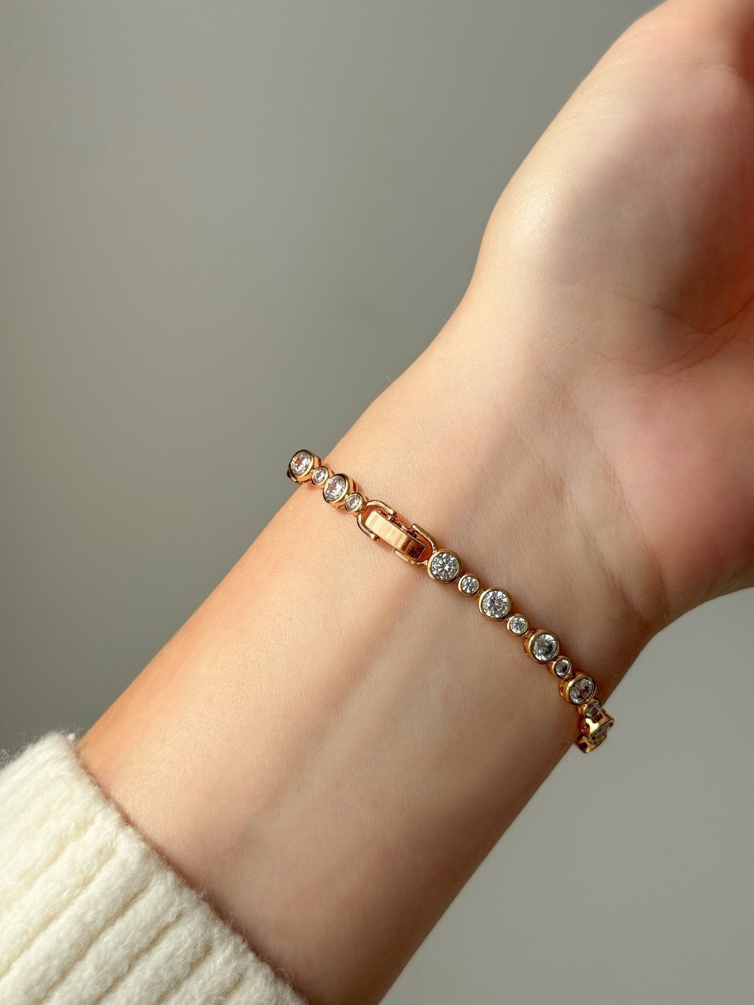 APYRANKĖ "TENNIS AURORA" Sija style