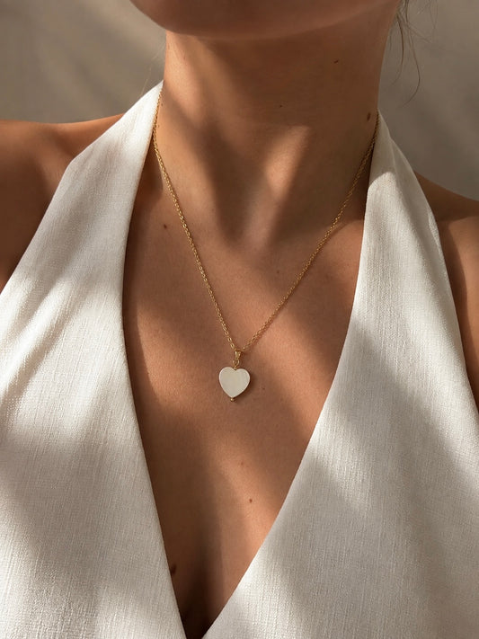 PENDANT WITH CHAIN ​​"HEART OF PEARL"