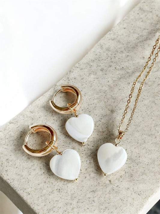 PENDANT WITH CHAIN ​​"HEART OF PEARL"
